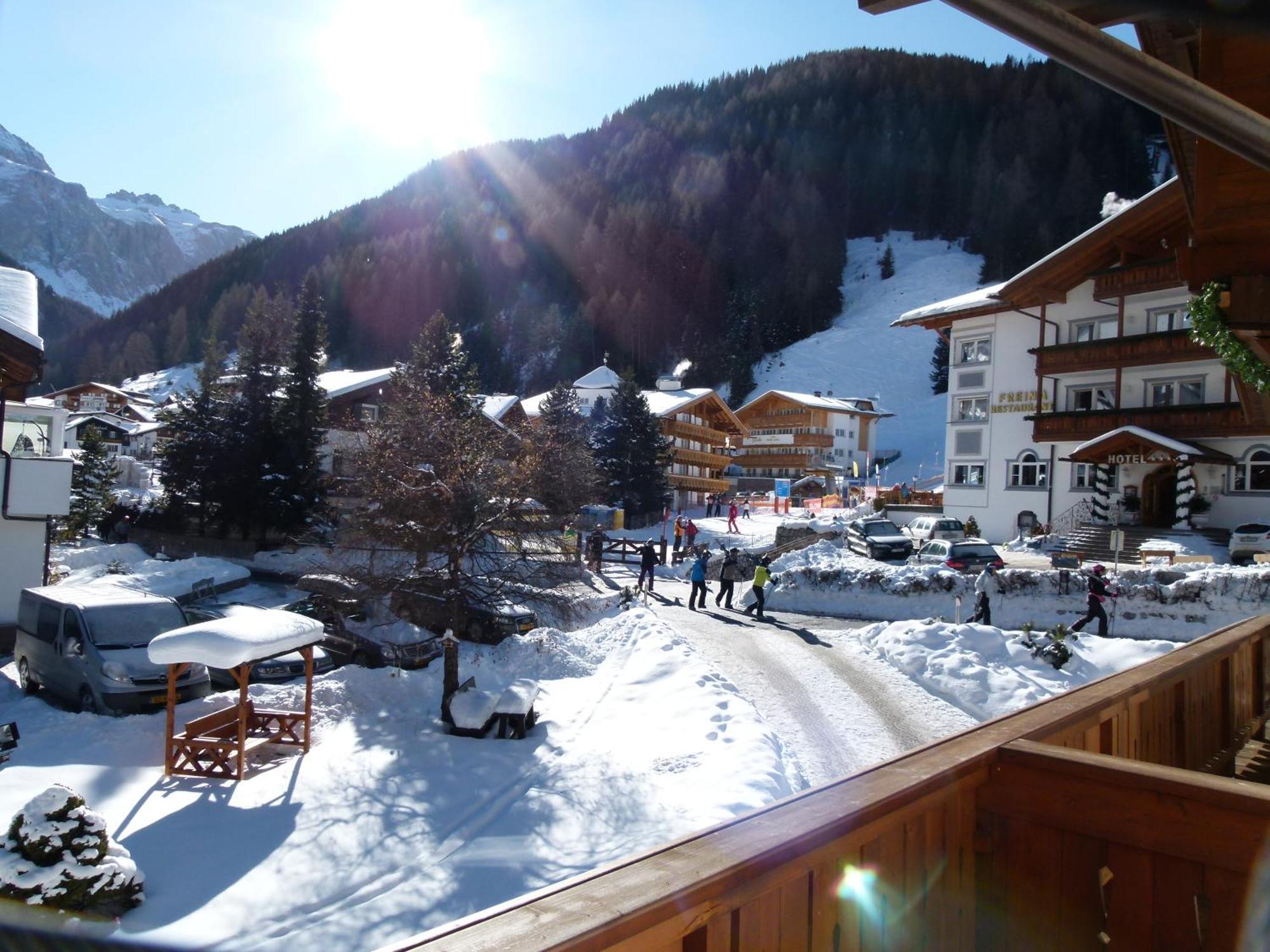 Hotel Chalet Elisabeth Dolomites Alpin & Charme Selva di Val Gardena Esterno foto